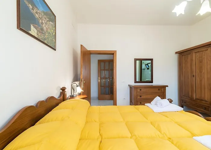 Holiday home Papa Giuseppe La Colombaia