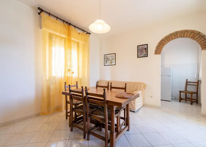 Holiday home Papa Giuseppe La Colombaia