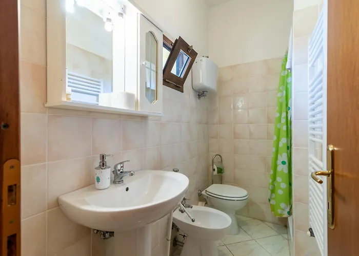 Papa Giuseppe La Colombaia * كورتونا